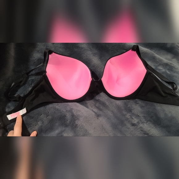 Pink Victoria's Secret 2016 Bra, Black with inner pink cups, Size 36D. - Picture 2 of 4